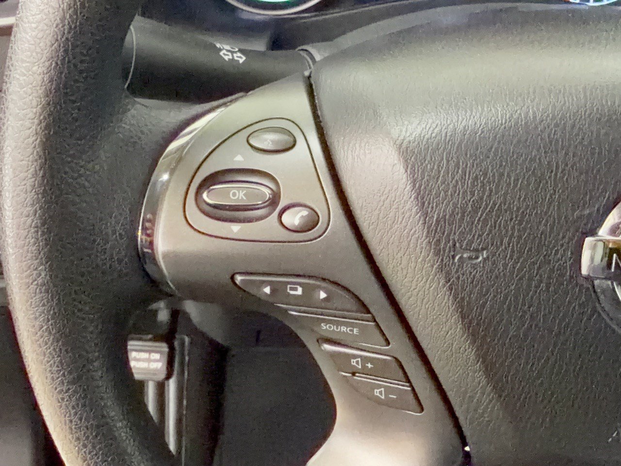 Used 2020 Nissan Murano S w/ Technology Package AWD/4WD image 18