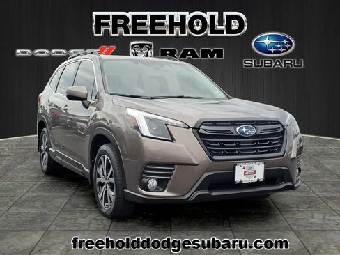 Certified 2023 Subaru Forester Limited AWD/4WD image 1