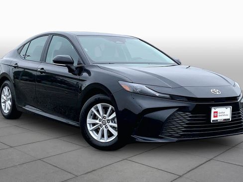 Certified 2026 Toyota Camry LE FWD image 3