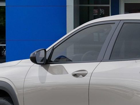 New 2026 Chevrolet Trax RS w/ Driver Confidence Package FWD image 12