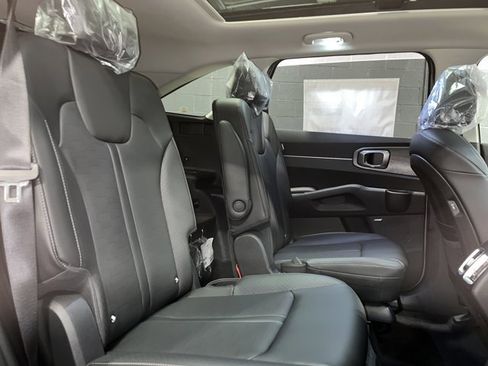 New 2026 Kia Sorento X-Line EX image 12