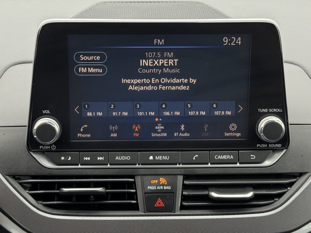 Used 2024 Nissan Altima 2.5 SR AWD/4WD image 16