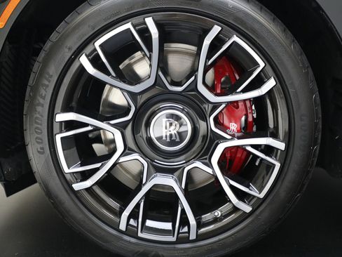 Certified 2024 Rolls-Royce Ghost Black Badge w/ Black Badge Ghost Package image 16