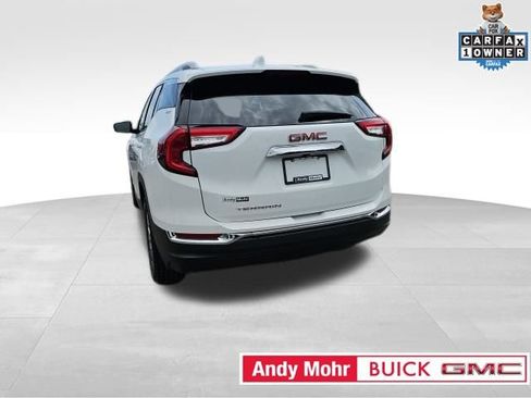 Used 2024 GMC Terrain SLT FWD image 16