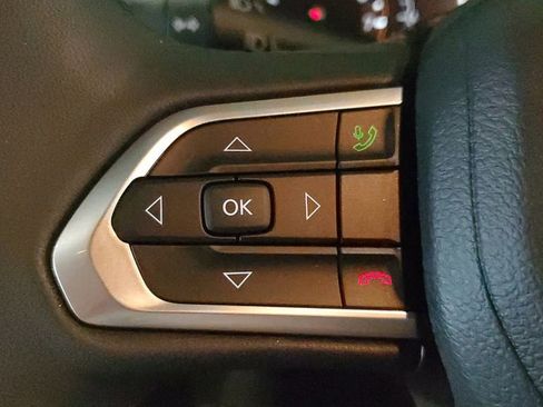 Used 2025 Jeep Compass Latitude w/ Altitude Special Edition image 29