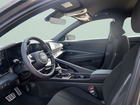 New 2025 Hyundai Elantra SEL FWD image 20