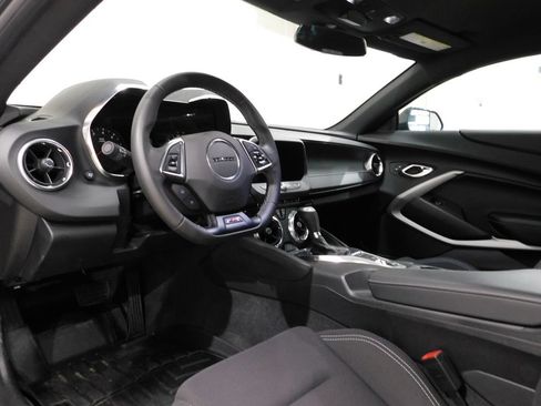 Used 2018 Chevrolet Camaro SS RWD image 30