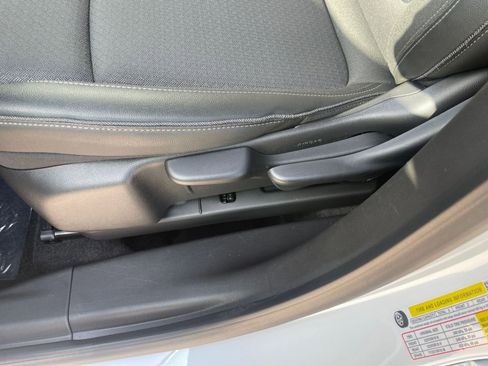 Used 2025 Buick Encore GX Preferred image 23