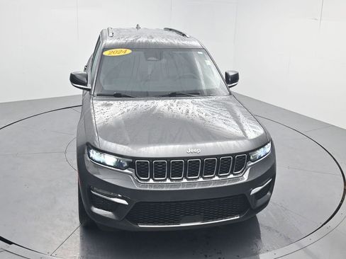 Used 2024 Jeep Grand Cherokee Limited w/ Trailer Tow Package AWD/4WD image 57