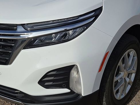 Used 2024 Chevrolet Equinox LT image 10