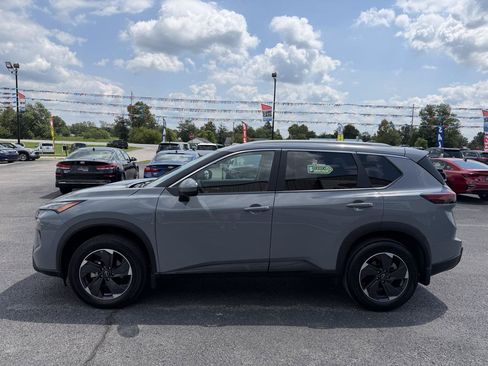 Used 2026 Nissan Rogue SV w/ SV Premium Package AWD/4WD image 9
