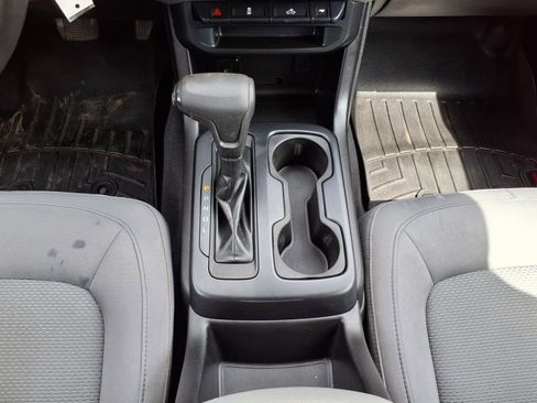 Used 2020 Chevrolet Colorado W/T w/ WT Convenience Package image 35