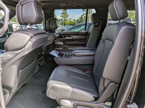 Used 2024 Jeep Grand Wagoneer Series II Obsidian w/ Quick Order Packagew 28T AWD/4WD image 16