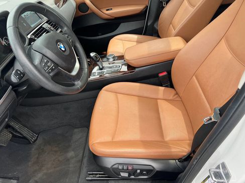 Used 2017 BMW X3 sDrive28i RWD image 14
