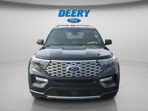 Certified 2023 Ford Explorer Platinum w/ Technology Package AWD/4WD image 14