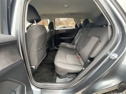 Certified 2023 Kia Sportage LX image 7