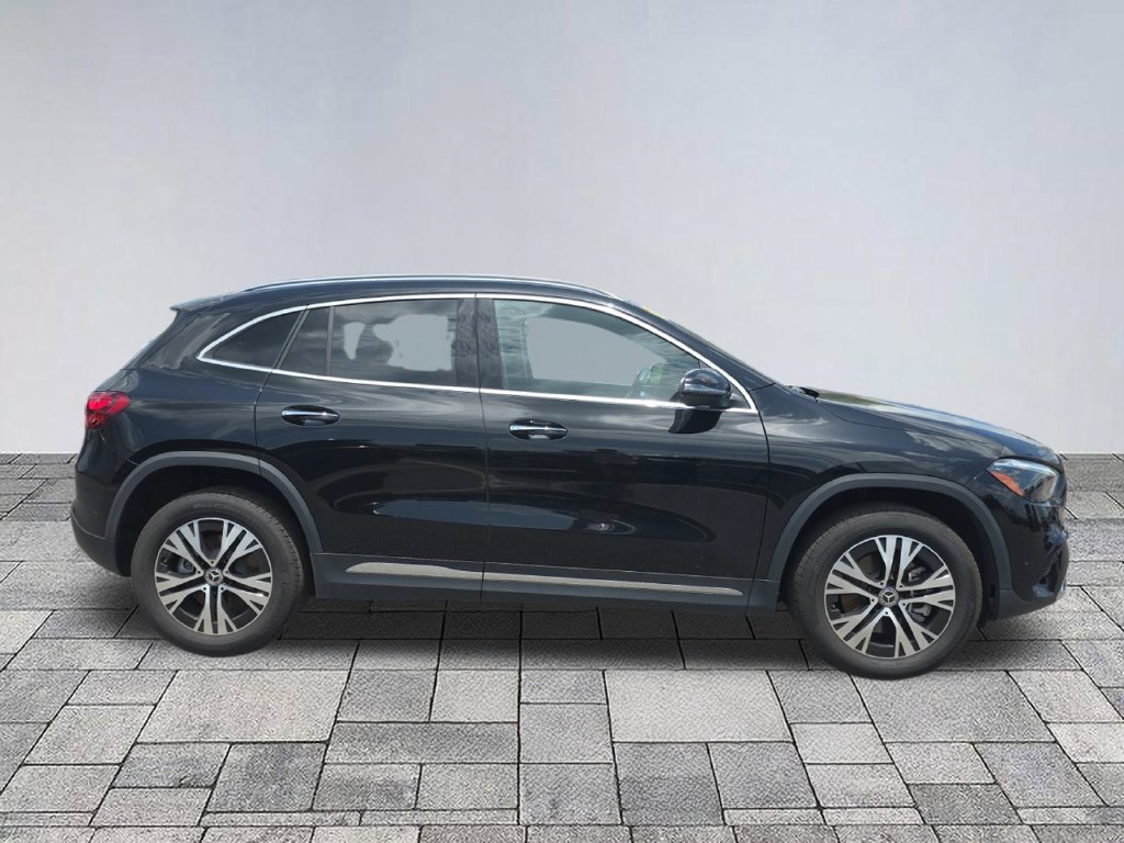 Certified 2025 Mercedes-Benz GLA 250 image 8