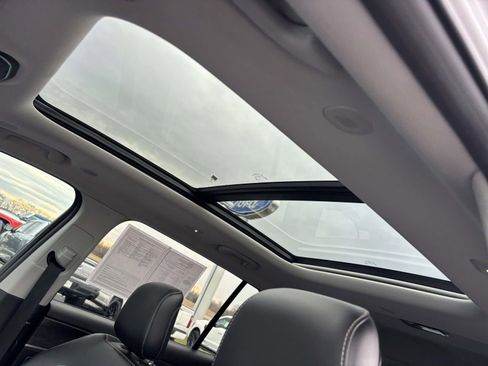 Used 2021 Jeep Grand Cherokee L Limited w/ Trailer Tow Group (B) image 27