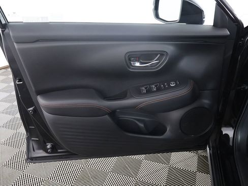 Used 2024 Honda HR-V Sport image 21