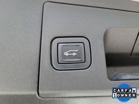 Certified 2023 Cadillac XT5 Premium Luxury FWD image 25