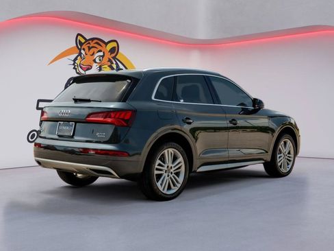 Used 2018 Audi Q5 2.0T Premium Plus w/ Premium Plus Package AWD/4WD image 5