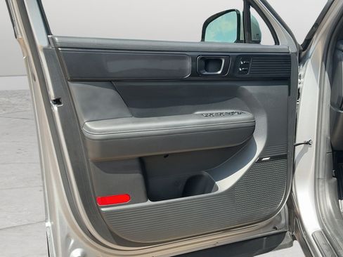 Used 2024 Hyundai Santa Fe Calligraphy FWD image 16