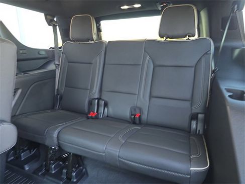 New 2026 GMC Yukon Elevation image 16
