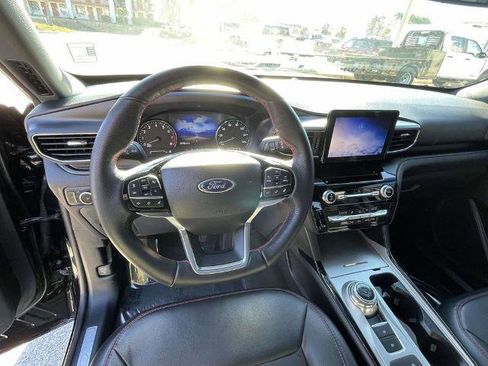 Certified 2023 Ford Explorer ST-Line w/ Class IV Trailer Tow Package image 13