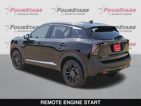 New 2026 Nissan Kicks SR FWD image 7