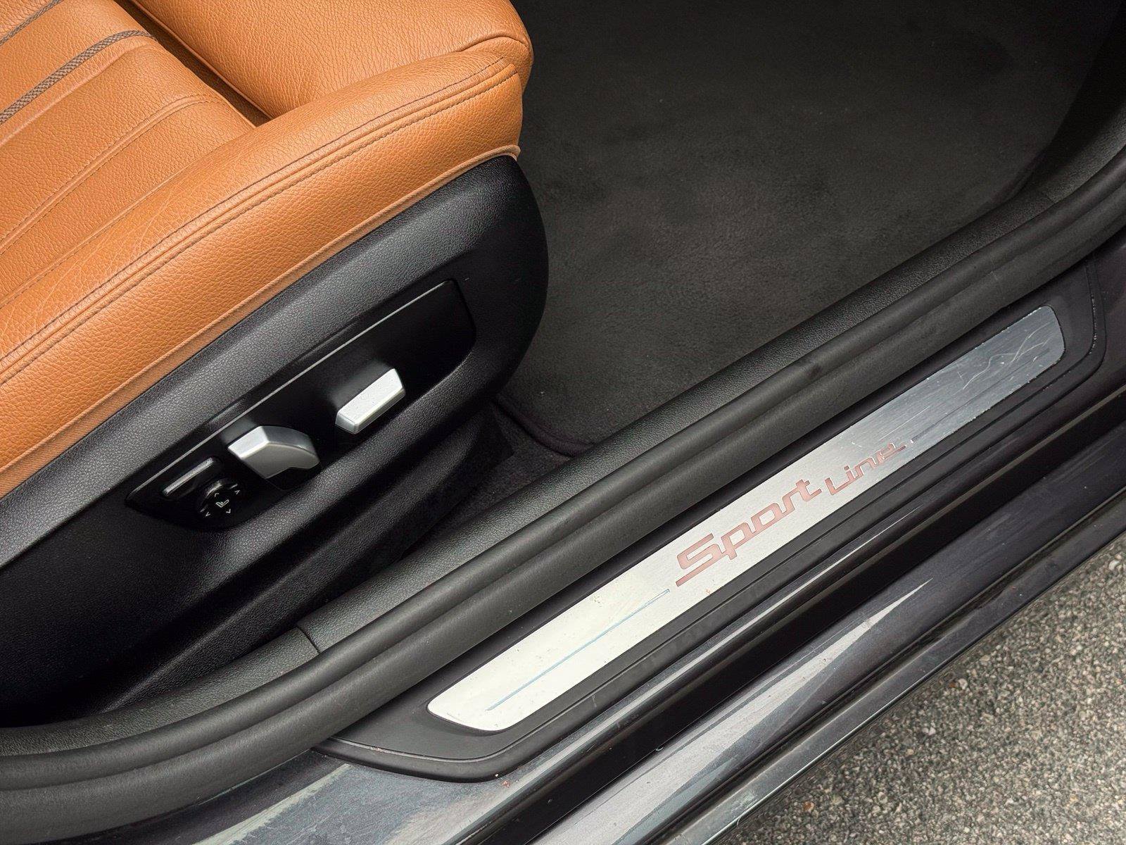 Used 2018 BMW 530i RWD image 28