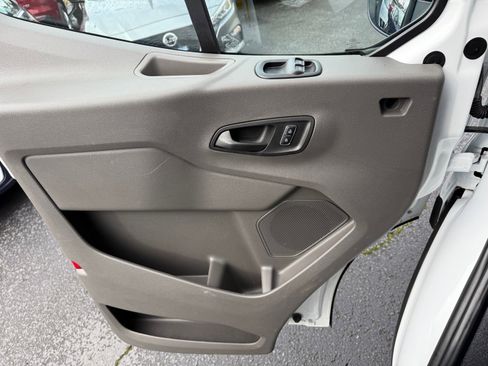 Used 2024 Ford Transit 250 Low Roof w/ Exterior Upgrade Package image 23