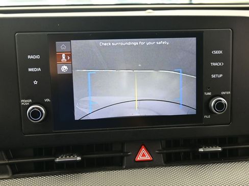 Used 2023 Kia Sportage LX image 20