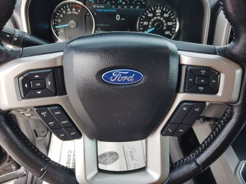 Used 2020 Ford F150 Lariat image 18