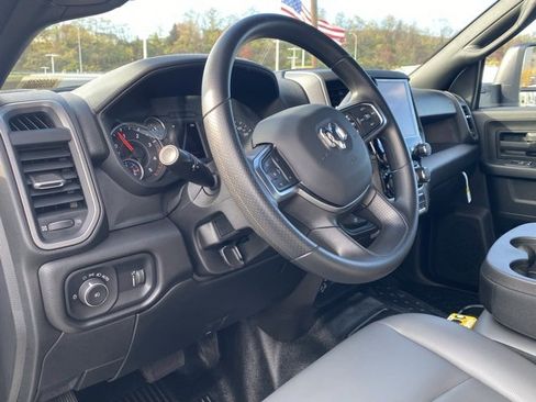 New 2026 RAM 5500 Tradesman w/ Chrome Appearance Group image 31