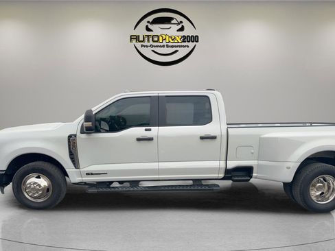 Used 2024 Ford F350 XL w/ XL Driver Assist Package RWD image 4