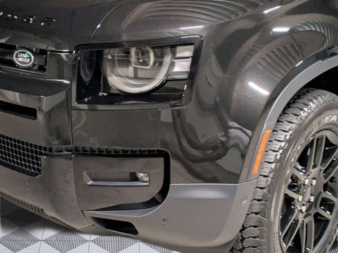 New 2026 Land Rover Defender 110 S AWD/4WD image 10