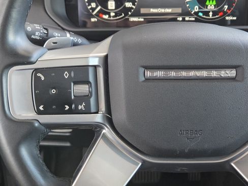 Used 2023 Land Rover Discovery S AWD/4WD image 26