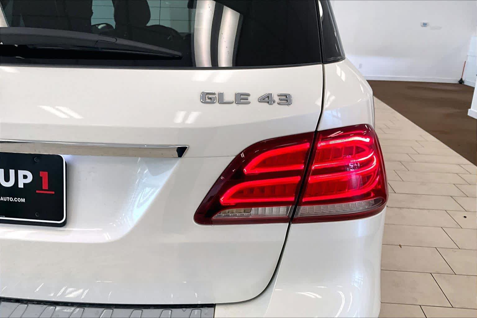 Used 2017 Mercedes-Benz GLE 43 AMG 4MATIC image 9