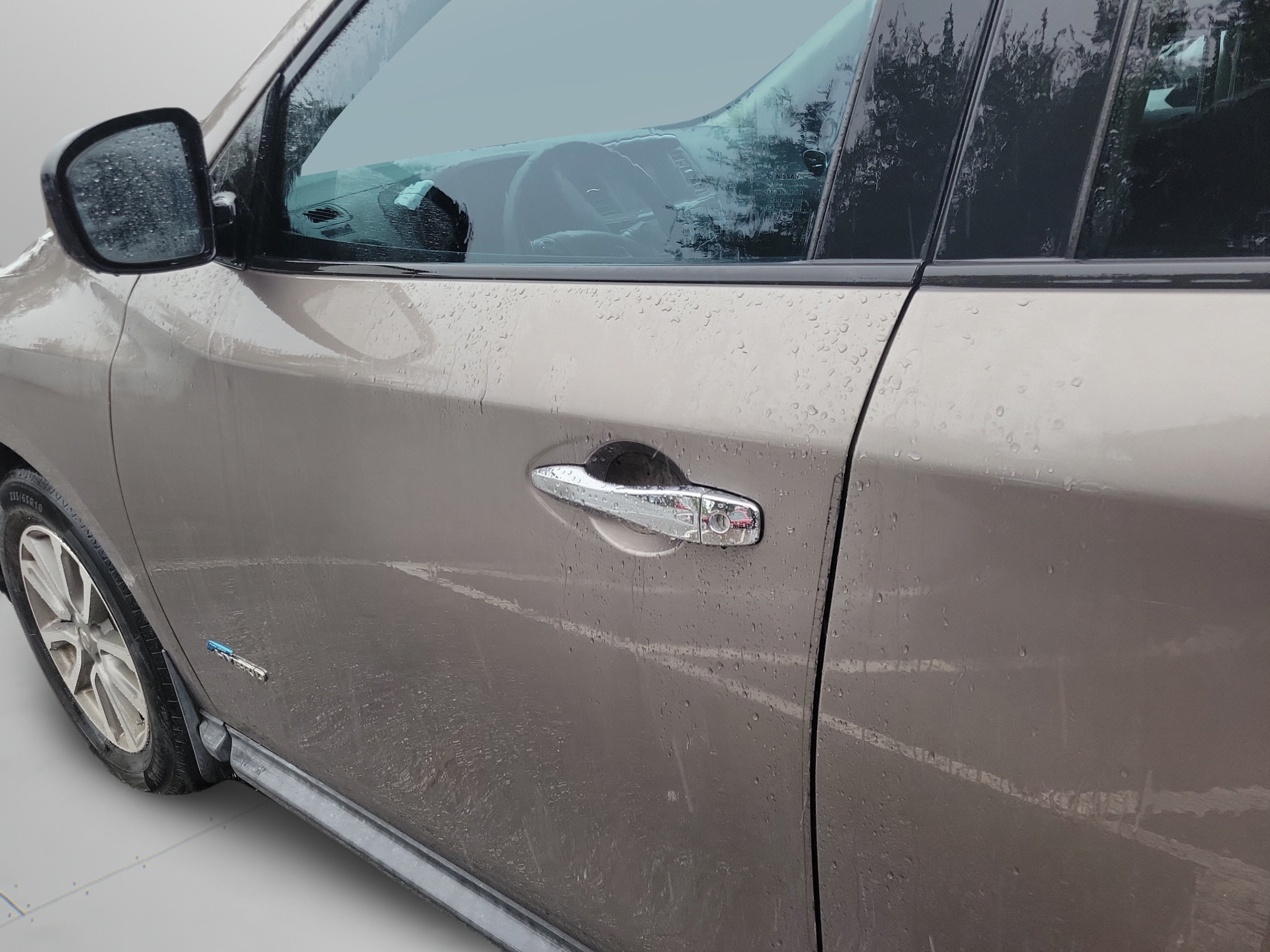 Used 2014 Nissan Pathfinder SV AWD/4WD image 27