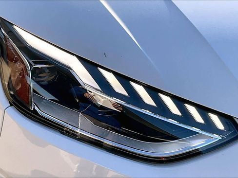 Used 2020 Audi A4 2.0T Premium Plus w/ Premium Plus Package image 25