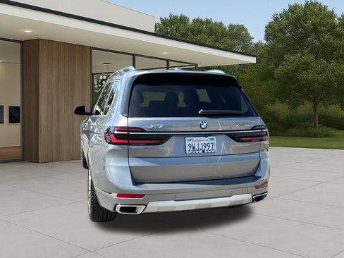 Used 2026 BMW X7 xDrive40i AWD/4WD image 11