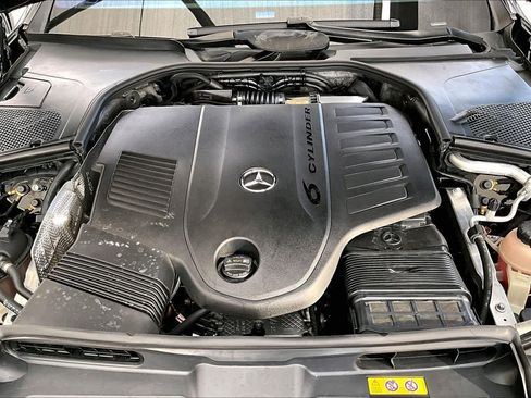 Used 2022 Mercedes-Benz S 500 4MATIC w/ AMG Line Package image 31