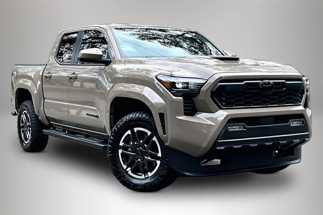 Used 2026 Toyota Tacoma TRD Sport AWD/4WD image 2