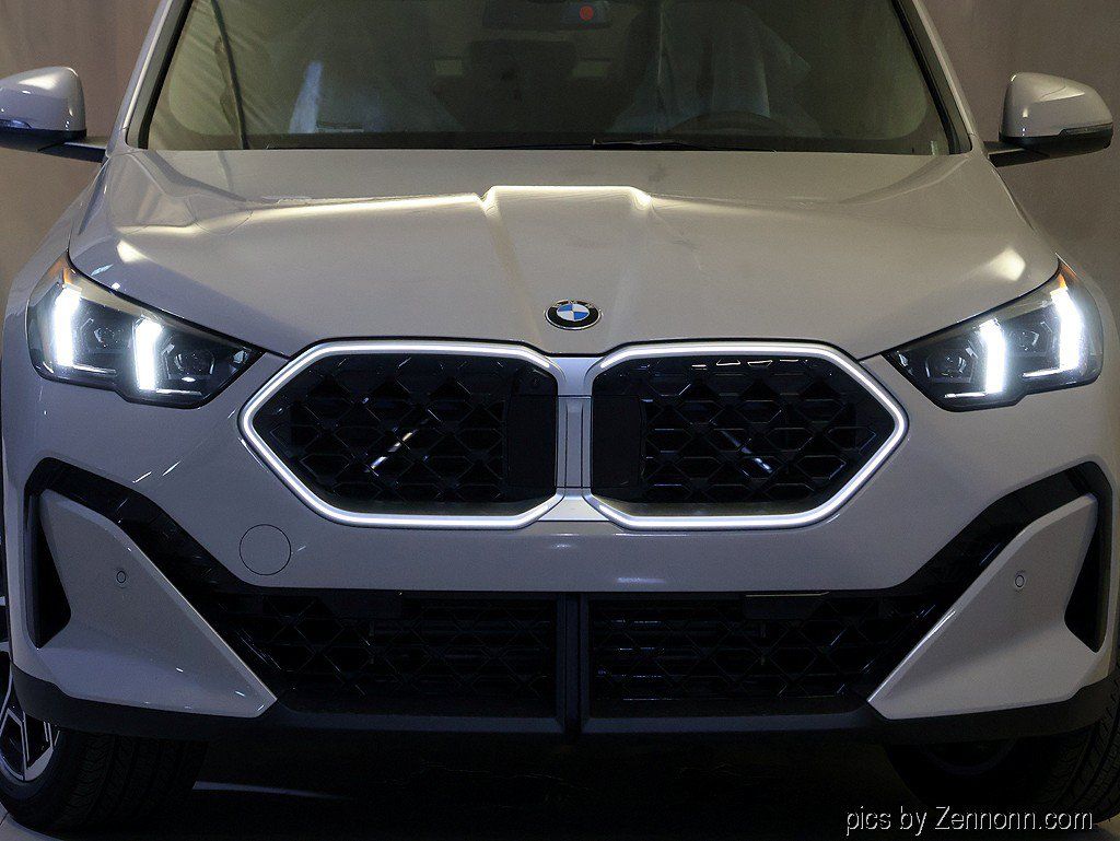New 2026 BMW X2 xDrive28i w/ Technology Package AWD/4WD image 6
