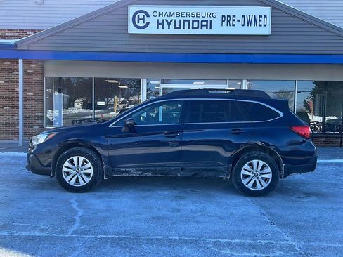 Used 2018 Subaru Outback 2.5i Premium image 2