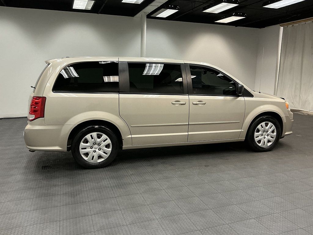 Used 2014 Dodge Grand Caravan SE w/ Quick Order Package 29E SE FWD image 6