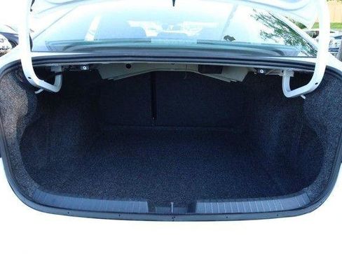 Used 2025 Volkswagen Jetta Sport FWD image 7