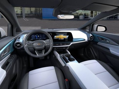 New 2026 Chevrolet Equinox EV LT AWD/4WD image 15