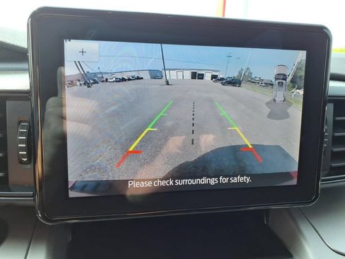 Used 2020 Ford Explorer XLT RWD image 10