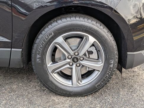 Certified 2024 Ford Edge SEL w/ Convenience Package image 13